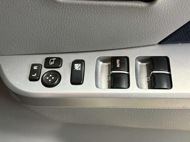 ワゴンＲ ＦＸリミテッド　純正オーディオ　プッシュスタート　純正アルミ　電動格納ミラー　オートエアコン（22枚目）