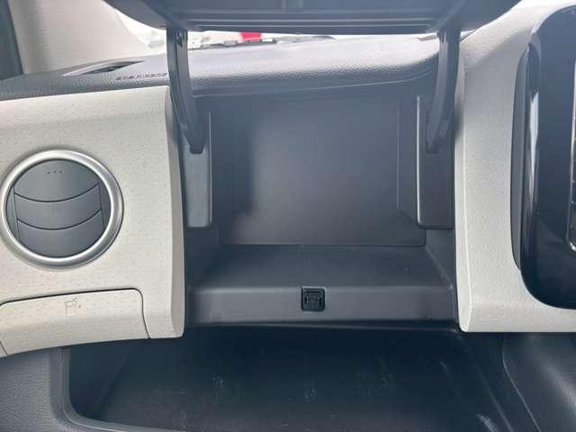 �V���׎ԗ��ɂ��A�����摜�A�b�v�v���܂��B