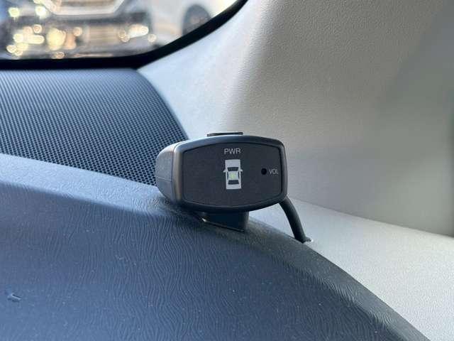 プリウス Ｓ　純正ＣＤ／ＤＶＤ／Ｂｌｕｅｔｏｏｔｈ対応ＨＤＤナビ　バックカメラ　ＥＴＣ　３６０度ドラレコ　クリアランスソナーセンサー　ＨＩＤ　純正アルミ　オートエアコン　プッシュスタート（15枚目）