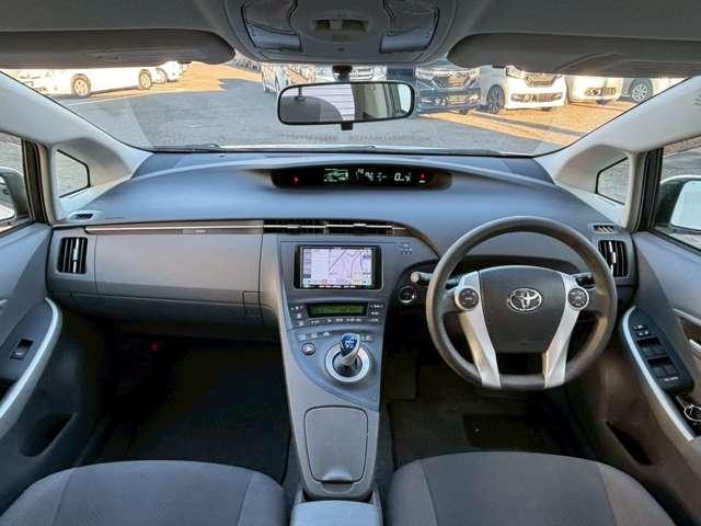 プリウス L 社外ワンセグ/CD対応ナビ ETC 純正アルミ 電動格納ミラー オートエアコン プッシュスタート(9枚目)