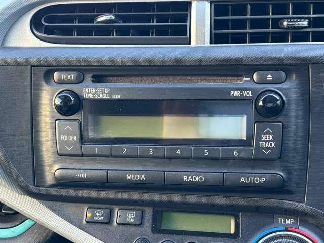 アクア Ｓ　純正オーディオ　ＥＴＣ　電動格納ミラー　キーレス（11枚目）