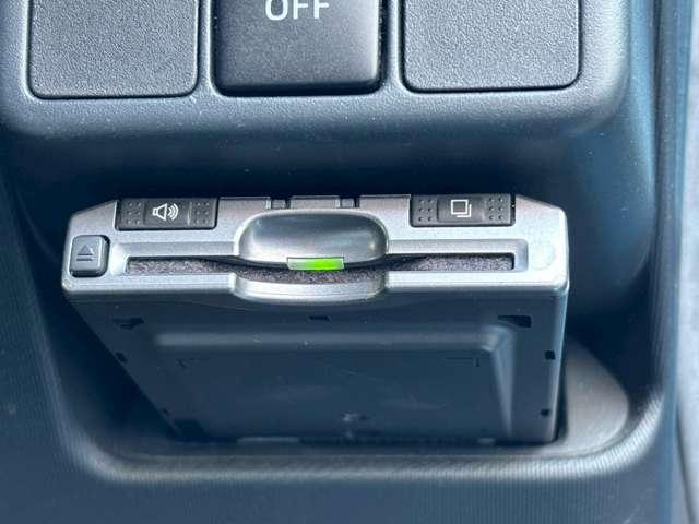 アクア Ｓ　純正オーディオ　ＥＴＣ　電動格納ミラー　キーレス（12枚目）