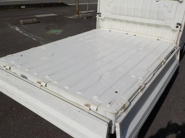 キャリイトラック KCエアコン・パワステ 4WD 5速マニュアル エアコン パワステ 内装クリーニング済(14枚目)