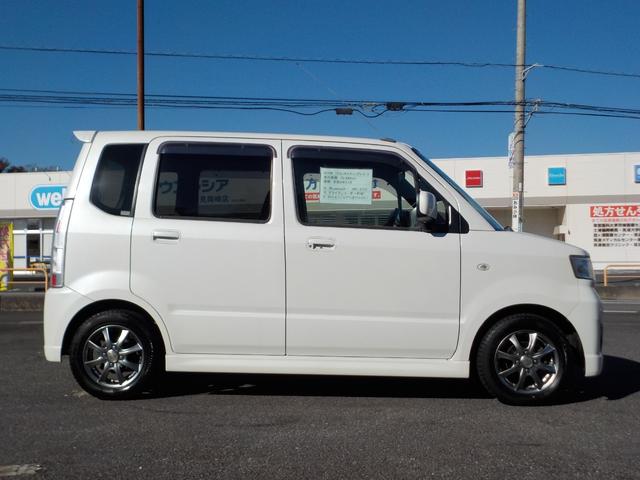 ワゴンＲ スティングレーＸ　走行５万ｋｍ台　ドライブレコーダー前後付　Ｂｌｕｅｔｏｏｔｈ　ＨＩＤライト　ＥＴＣ　ＤＶＤ　ワンセグＴＶ走行中視聴可　内装クリーニング抗菌済（5枚目）