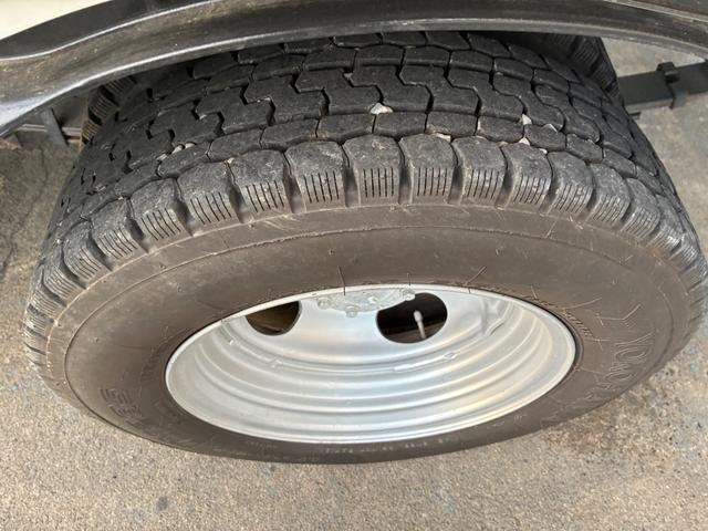 キャンターガッツ ロング全低床ＤＸ　１．３８トン（16枚目）