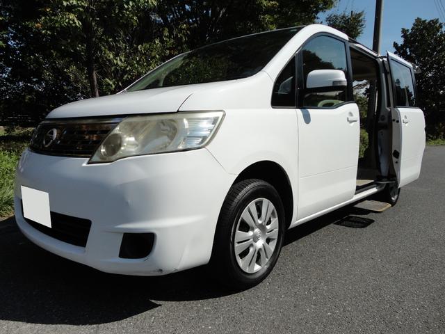 セレナ 20S 福祉車両 リフト 定員6名 純正ナビ TV Bカメラ車椅子1基 4WD(8枚目)