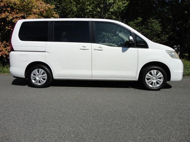 セレナ 20S 福祉車両 リフト 定員6名 純正ナビ TV Bカメラ車椅子1基 4WD(19枚目)