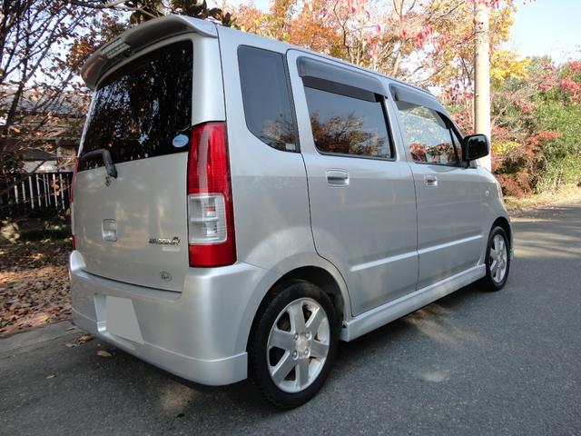 ワゴンＲ ＦＸ－Ｓリミテッド　キーレス　純正１４インチアルミ　ナビは、使えません、　　オイル交換、整備済車両　走行１８０２００キロ（8枚目）