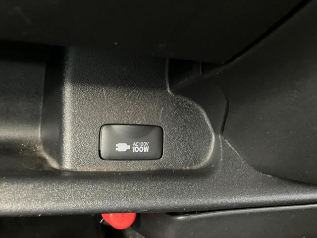 ハイエースワゴン ＧＬ　ＥＴＣ　バックカメラ　ナビ　ＴＶ　電動スライドドア　キーレスエントリー　電動格納ミラー　ＡＴ　ＣＤ　ＵＳＢ　Ｂｌｕｅｔｏｏｔｈ　１００Ｖ電源　盗難防止システム　ＡＢＳ　エアコン　パワーステアリング（8枚目）