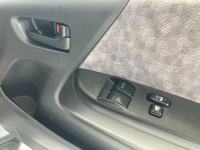 ハイエースワゴン ＧＬ　ＥＴＣ　バックカメラ　ナビ　ＴＶ　電動スライドドア　キーレスエントリー　電動格納ミラー　ＡＴ　ＣＤ　ＵＳＢ　Ｂｌｕｅｔｏｏｔｈ　１００Ｖ電源　盗難防止システム　ＡＢＳ　エアコン　パワーステアリング（10枚目）