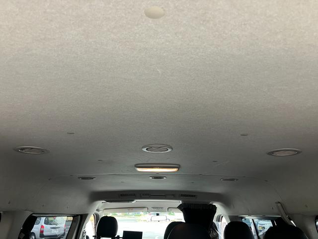 ハイエースワゴン ＧＬ　ＥＴＣ　バックカメラ　ナビ　ＴＶ　電動スライドドア　キーレスエントリー　電動格納ミラー　ＡＴ　ＣＤ　ＵＳＢ　Ｂｌｕｅｔｏｏｔｈ　１００Ｖ電源　盗難防止システム　ＡＢＳ　エアコン　パワーステアリング（45枚目）