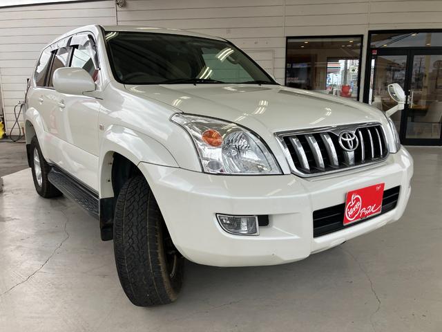 ランドクルーザープラド TX 4WD バックカメラ ナビ アルミホイール キーレスエントリー 電動格納ミラー AT 盗難防止システム 衝突安全ボディ CD MD 3列シート ABS エアコン パワーステアリング パワーウィンドウ(14枚目)