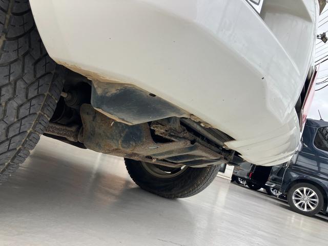 ランドクルーザープラド TX 4WD バックカメラ ナビ アルミホイール キーレスエントリー 電動格納ミラー AT 盗難防止システム 衝突安全ボディ CD MD 3列シート ABS エアコン パワーステアリング パワーウィンドウ(40枚目)