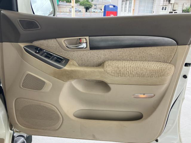 ランドクルーザープラド TX 4WD バックカメラ ナビ アルミホイール キーレスエントリー 電動格納ミラー AT 盗難防止システム 衝突安全ボディ CD MD 3列シート ABS エアコン パワーステアリング パワーウィンドウ(51枚目)