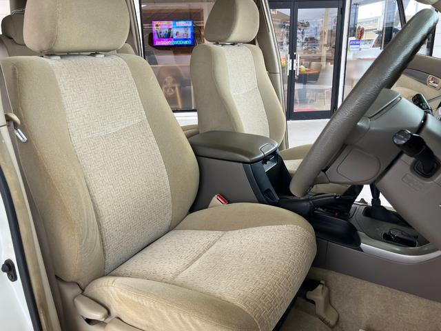 ランドクルーザープラド TX 4WD バックカメラ ナビ アルミホイール キーレスエントリー 電動格納ミラー AT 盗難防止システム 衝突安全ボディ CD MD 3列シート ABS エアコン パワーステアリング パワーウィンドウ(60枚目)