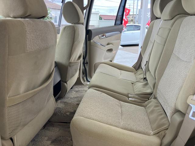 ランドクルーザープラド TX 4WD バックカメラ ナビ アルミホイール キーレスエントリー 電動格納ミラー AT 盗難防止システム 衝突安全ボディ CD MD 3列シート ABS エアコン パワーステアリング パワーウィンドウ(66枚目)