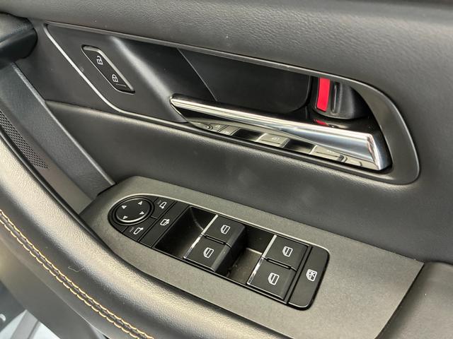 CX-60 XD エクスクルーシブモード ドライブレコーダー ETC 全周囲カメラ クリアランスソナー オートクルーズコントロール パワーシート 衝突被害軽減システム サンルーフ ナビ TV LEDヘッドランプ 電動リアゲート アルミホイール(11枚目)