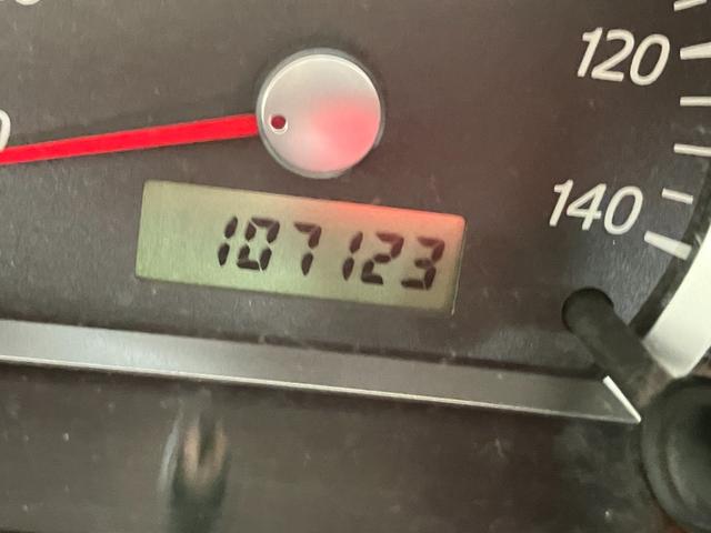 ジムニー クロスアドベンチャー 2.5インチアップ 4WD ドライブレコーダー ETC ナビ TV キーレスエントリー 電動格納ミラー シートヒーター AT ABS USB アルミホイール 衝突安全ボディ エアコン パワーウィンドウ(24枚目)