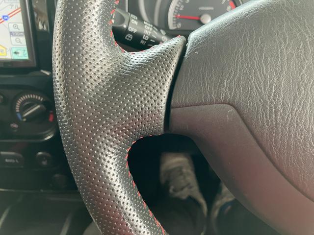 ジムニー クロスアドベンチャー 2.5インチアップ 4WD ドライブレコーダー ETC ナビ TV キーレスエントリー 電動格納ミラー シートヒーター AT ABS USB アルミホイール 衝突安全ボディ エアコン パワーウィンドウ(71枚目)