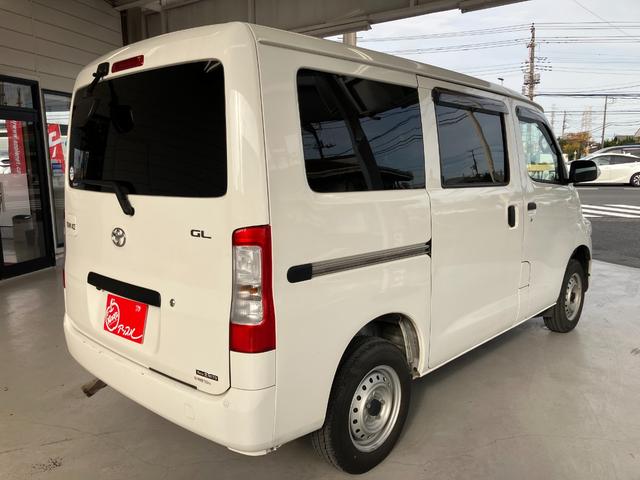 タウンエースバン ＧＬ　ＥＴＣ　バックカメラ　ナビ　ＴＶ　クリアランスソナー　衝突被害軽減システム　両側スライドドア　キーレスエントリー　アイドリングストップ　電動格納ミラー　ＣＶＴ　ＣＤ　ＵＳＢ　Ｂｌｕｅｔｏｏｔｈ　ＥＳＣ（16枚目）