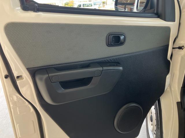 タウンエースバン ＧＬ　ＥＴＣ　バックカメラ　ナビ　ＴＶ　クリアランスソナー　衝突被害軽減システム　両側スライドドア　キーレスエントリー　アイドリングストップ　電動格納ミラー　ＣＶＴ　ＣＤ　ＵＳＢ　Ｂｌｕｅｔｏｏｔｈ　ＥＳＣ（40枚目）