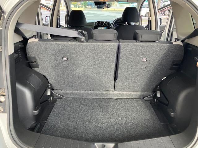 ノート Ｘ　バックカメラ　ナビ　ＴＶ　レーンアシスト　衝突被害軽減システム　アルミホイール　スマートキー　アイドリングストップ　電動格納ミラー　ＣＶＴ　盗難防止システム　衝突安全ボディ　ＡＢＳ　ＥＳＣ　ＥＴＣ（18枚目）