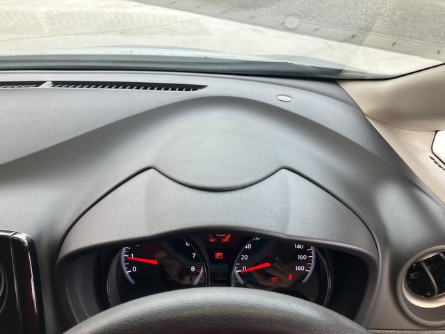 ノート Ｘ　バックカメラ　ナビ　ＴＶ　レーンアシスト　衝突被害軽減システム　アルミホイール　スマートキー　アイドリングストップ　電動格納ミラー　ＣＶＴ　盗難防止システム　衝突安全ボディ　ＡＢＳ　ＥＳＣ　ＥＴＣ（32枚目）