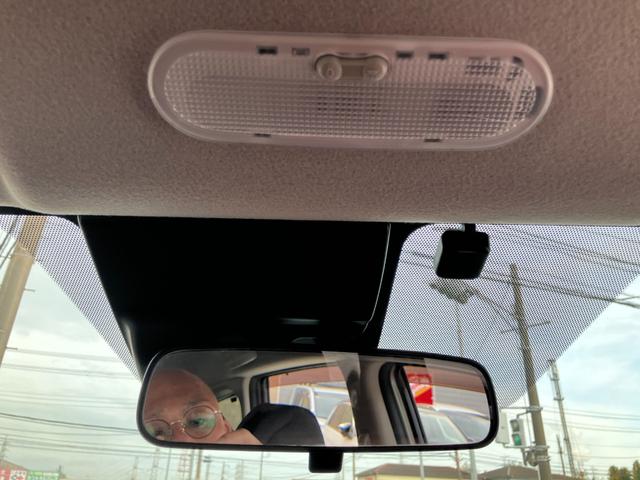 ノート Ｘ　バックカメラ　ナビ　ＴＶ　レーンアシスト　衝突被害軽減システム　アルミホイール　スマートキー　アイドリングストップ　電動格納ミラー　ＣＶＴ　盗難防止システム　衝突安全ボディ　ＡＢＳ　ＥＳＣ　ＥＴＣ（38枚目）