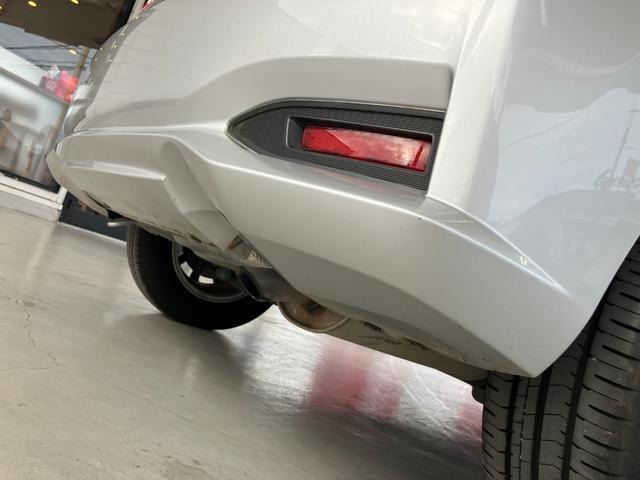 ノート Ｘ　バックカメラ　ナビ　ＴＶ　レーンアシスト　衝突被害軽減システム　アルミホイール　スマートキー　アイドリングストップ　電動格納ミラー　ＣＶＴ　盗難防止システム　衝突安全ボディ　ＡＢＳ　ＥＳＣ　ＥＴＣ（61枚目）