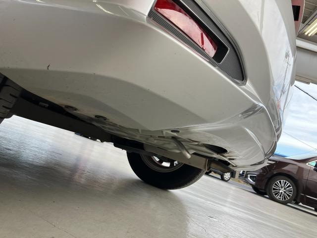 ノート Ｘ　バックカメラ　ナビ　ＴＶ　レーンアシスト　衝突被害軽減システム　アルミホイール　スマートキー　アイドリングストップ　電動格納ミラー　ＣＶＴ　盗難防止システム　衝突安全ボディ　ＡＢＳ　ＥＳＣ　ＥＴＣ（70枚目）