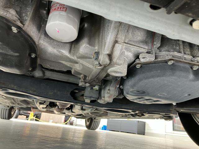 ノート Ｘ　バックカメラ　ナビ　ＴＶ　レーンアシスト　衝突被害軽減システム　アルミホイール　スマートキー　アイドリングストップ　電動格納ミラー　ＣＶＴ　盗難防止システム　衝突安全ボディ　ＡＢＳ　ＥＳＣ　ＥＴＣ（71枚目）