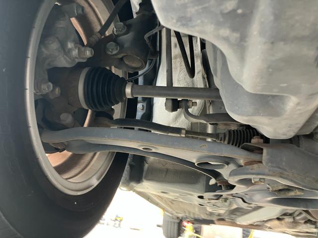 ノート Ｘ　バックカメラ　ナビ　ＴＶ　レーンアシスト　衝突被害軽減システム　アルミホイール　スマートキー　アイドリングストップ　電動格納ミラー　ＣＶＴ　盗難防止システム　衝突安全ボディ　ＡＢＳ　ＥＳＣ　ＥＴＣ（72枚目）