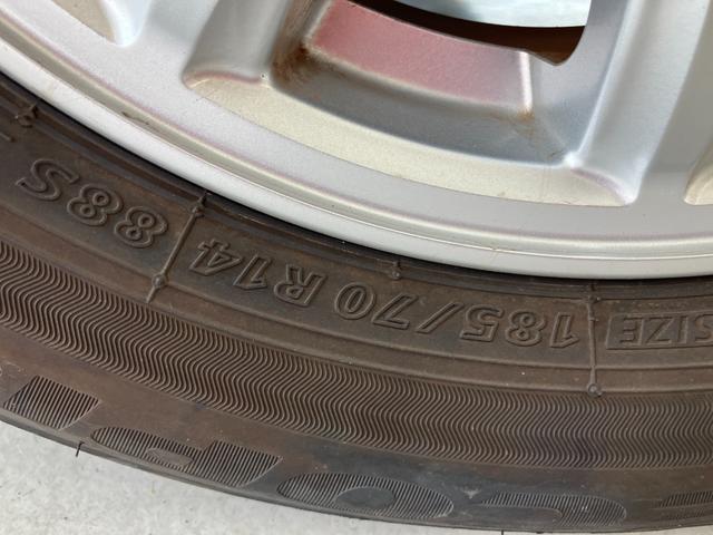 ノート Ｘ　バックカメラ　ナビ　ＴＶ　レーンアシスト　衝突被害軽減システム　アルミホイール　スマートキー　アイドリングストップ　電動格納ミラー　ＣＶＴ　盗難防止システム　衝突安全ボディ　ＡＢＳ　ＥＳＣ　ＥＴＣ（75枚目）