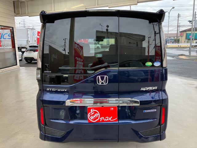 ステップワゴンスパーダ スパーダハイブリッド　Ｇ　ホンダセンシング　ハイブリッド　ドライブレコーダー　ＥＴＣ　バックカメラ　ＴＶ　両側電動スライドドア　オートクルーズコントロール　レーンアシスト　衝突被害軽減システム　オートライト　ＬＥＤヘッドランプ　スマートキー（16枚目）