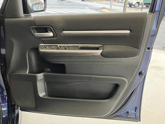 ステップワゴンスパーダ スパーダハイブリッド　Ｇ　ホンダセンシング　ハイブリッド　ドライブレコーダー　ＥＴＣ　バックカメラ　ＴＶ　両側電動スライドドア　オートクルーズコントロール　レーンアシスト　衝突被害軽減システム　オートライト　ＬＥＤヘッドランプ　スマートキー（35枚目）