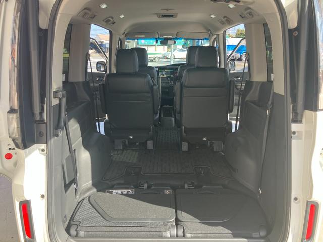 ステップワゴンスパーダ スパーダハイブリッド　Ｇ・ＥＸ　ホンダセンシング　ドライブレコーダー　ＥＴＣ　バックカメラ　ＴＶ　オートクルーズコントロール　レーンアシスト　衝突被害軽減システム　両側電動スライドドア　オートライト　ＬＥＤヘッドランプ　スマートキー　電動格納ミラー（19枚目）