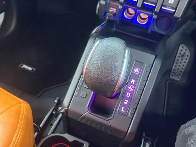 ジムニー ＸＣ　４ＷＤ　ドライブレコーダー　ＥＴＣ　バックカメラ　ナビ　ＴＶ　クリアランスソナー　オートクルーズコントロール　レーンアシスト　衝突被害軽減システム　オートライト　ＬＥＤヘッドランプ　ルーフキャリア（7枚目）