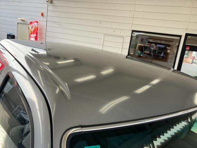 ハイラックスピックアップ ダブルキャブ　ＳＳＲ　４ＷＤ　ＭＴ　エアコン　ＣＤ　カセット	スペアキー有り　タイミングベルトＨ２８年６月１５日８４，０００ｋｍ時交換ステッカー有り　５速マニュアル車両　４ＷＤ　社外１５インチ　社外オーディオ　ＣＤ　ラジオ（41枚目）