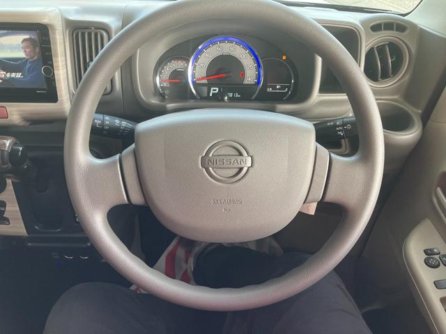 ＮＶ１００クリッパーバン ＧＸターボ　純正ベットキット　ＡＴ　衝突被害軽減システム　クリアランスソナー　レーンアシスト　ドライブレコーダー　ＴＶ　両側スライドドア　キーレスエントリー　電動格納ミラー　オートライト　アルミホイール　ＥＳＣ（3枚目）