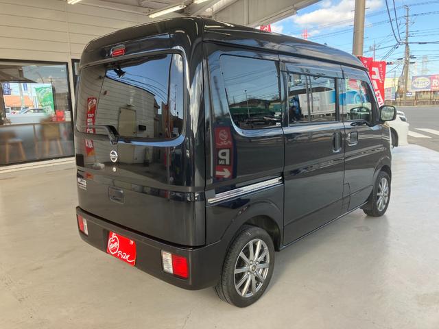 ＮＶ１００クリッパーバン ＧＸターボ　純正ベットキット　ＡＴ　衝突被害軽減システム　クリアランスソナー　レーンアシスト　ドライブレコーダー　ＴＶ　両側スライドドア　キーレスエントリー　電動格納ミラー　オートライト　アルミホイール　ＥＳＣ（16枚目）