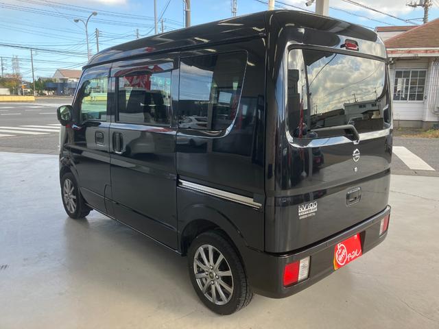 ＮＶ１００クリッパーバン ＧＸターボ　純正ベットキット　ＡＴ　衝突被害軽減システム　クリアランスソナー　レーンアシスト　ドライブレコーダー　ＴＶ　両側スライドドア　キーレスエントリー　電動格納ミラー　オートライト　アルミホイール　ＥＳＣ（18枚目）