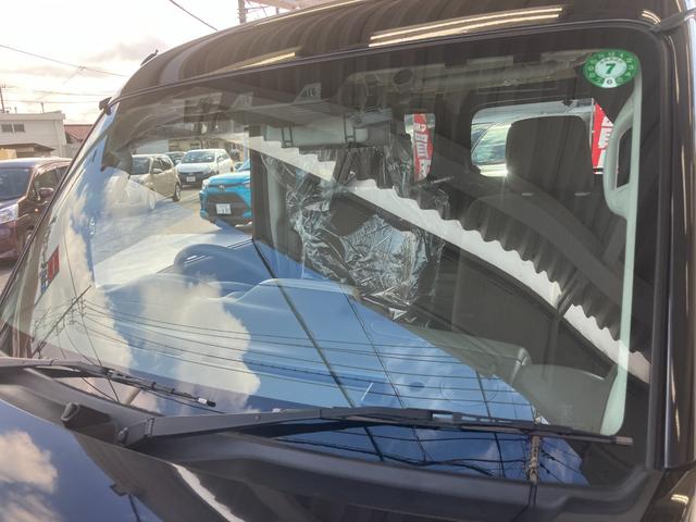 ＮＶ１００クリッパーバン ＧＸターボ　純正ベットキット　ＡＴ　衝突被害軽減システム　クリアランスソナー　レーンアシスト　ドライブレコーダー　ＴＶ　両側スライドドア　キーレスエントリー　電動格納ミラー　オートライト　アルミホイール　ＥＳＣ（25枚目）