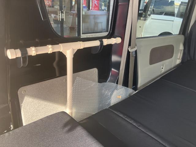 ＮＶ１００クリッパーバン ＧＸターボ　純正ベットキット　ＡＴ　衝突被害軽減システム　クリアランスソナー　レーンアシスト　ドライブレコーダー　ＴＶ　両側スライドドア　キーレスエントリー　電動格納ミラー　オートライト　アルミホイール　ＥＳＣ（52枚目）
