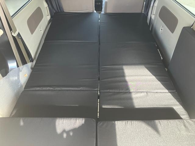 ＮＶ１００クリッパーバン ＧＸターボ　純正ベットキット　ＡＴ　衝突被害軽減システム　クリアランスソナー　レーンアシスト　ドライブレコーダー　ＴＶ　両側スライドドア　キーレスエントリー　電動格納ミラー　オートライト　アルミホイール　ＥＳＣ（55枚目）