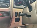 TX 4WD バックカメラ ナビ アルミホイール キーレスエントリー 電動格納ミラー AT 盗難防止システム 衝突安全ボディ CD MD 3列シート ABS エアコン パワーステアリング パワーウィンドウ(10枚目)