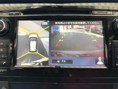 【全周囲カメラ】真上から車を見たようにモニターで確認ができる。是非実際の車で体感してみてください。 5