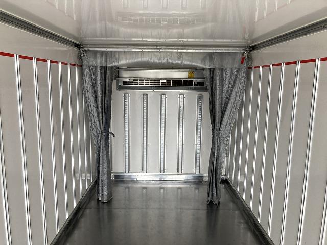 エルフトラック ワイドロング オートマ 2.95t 格納パワーゲート(ラジコン付) 冷蔵冷凍車 バン 東プレ マイナス5℃(11枚目)