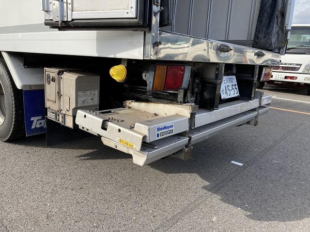 エルフトラック ワイドロング オートマ 2.95t 格納パワーゲート(ラジコン付) 冷蔵冷凍車 バン 東プレ マイナス5℃(14枚目)