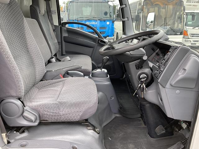 エルフトラック ワイドロング オートマ 2.95t 格納パワーゲート(ラジコン付) 冷蔵冷凍車 バン 東プレ マイナス5℃(18枚目)