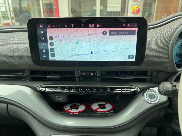 500e オープン 新車保証継承 Bカメラ LEDライト スマートキー ガラスルーフ パーキングセンサー シートヒーター ナビ フルオートエアコン 前面衝突警報 LKA(10枚目)